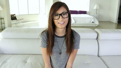 19 years old nerdy girl tries anal first time, 4K 2
